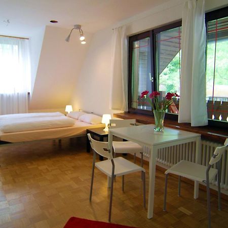 Hostel Waldblick Fryburg Bryzgowijski Zewnętrze zdjęcie